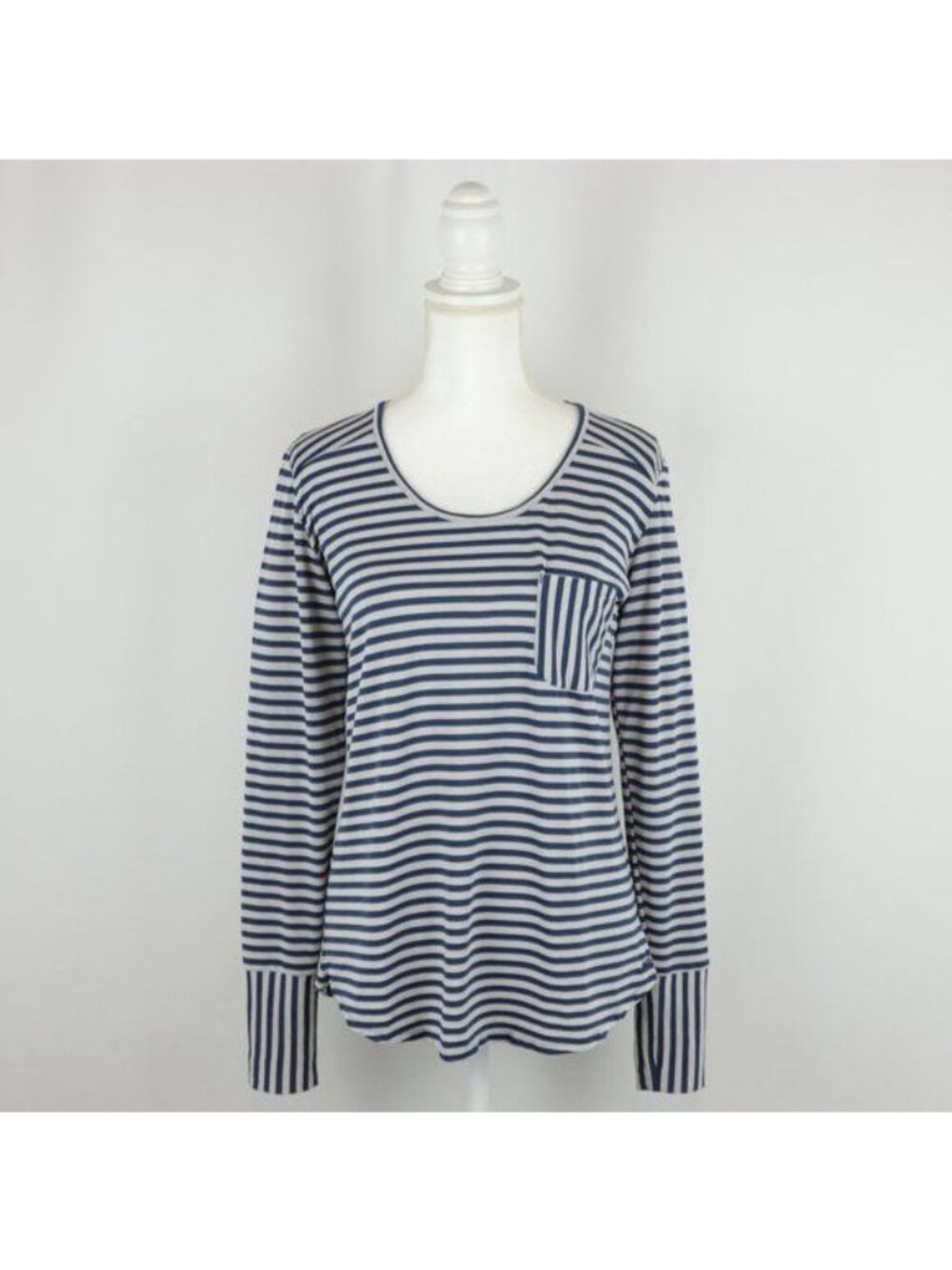 Kavu Women's Small Gray Blue Striped Scoop Neck Long Sleeve Knit Pocket Tee